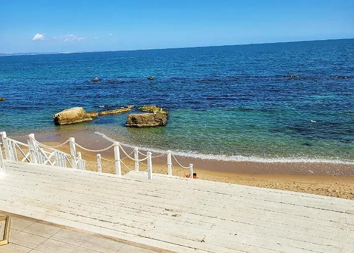 Elegantz Lamer アパート